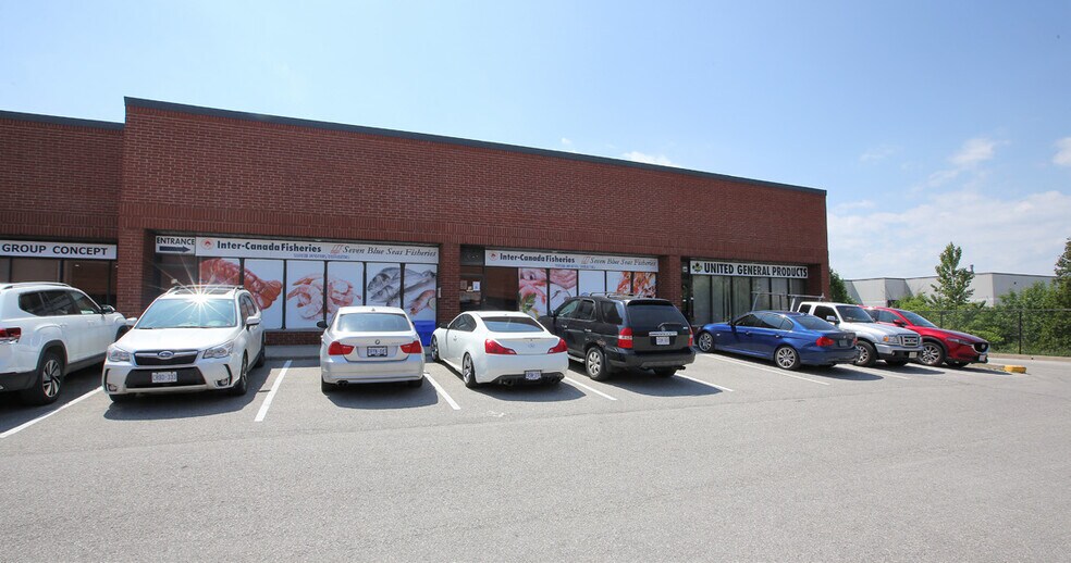 More Photos Of 270 Pennsylvania Ave, Vaughan Light Distribution For Sale