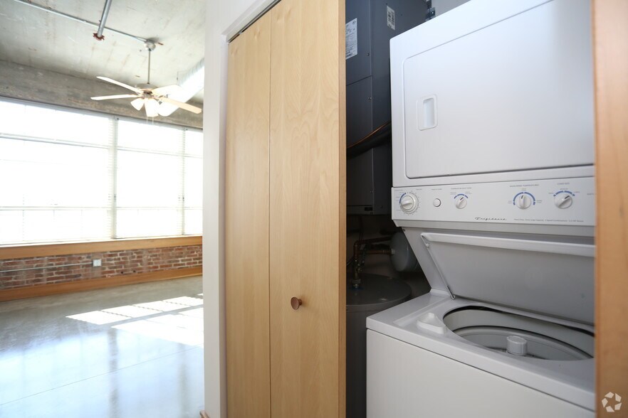 More Photos Of 24 S Spring Ave, Saint Louis Apartments For Sale