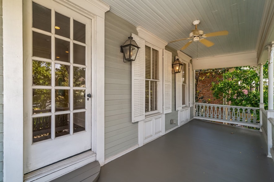 More Photos Of 2315 Routh St, Dallas Office Residential For Sale