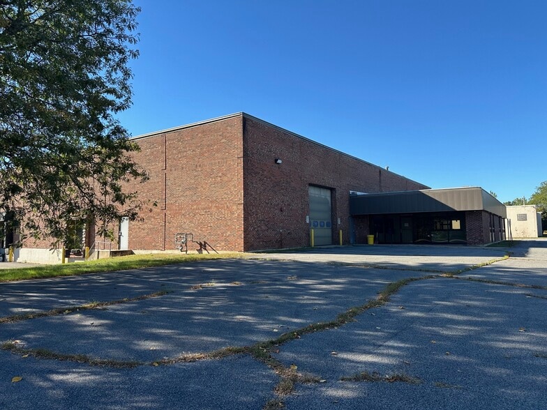 More Photos Of 5 Pruyn's Island Dr, Glens Falls Unknown For Lease