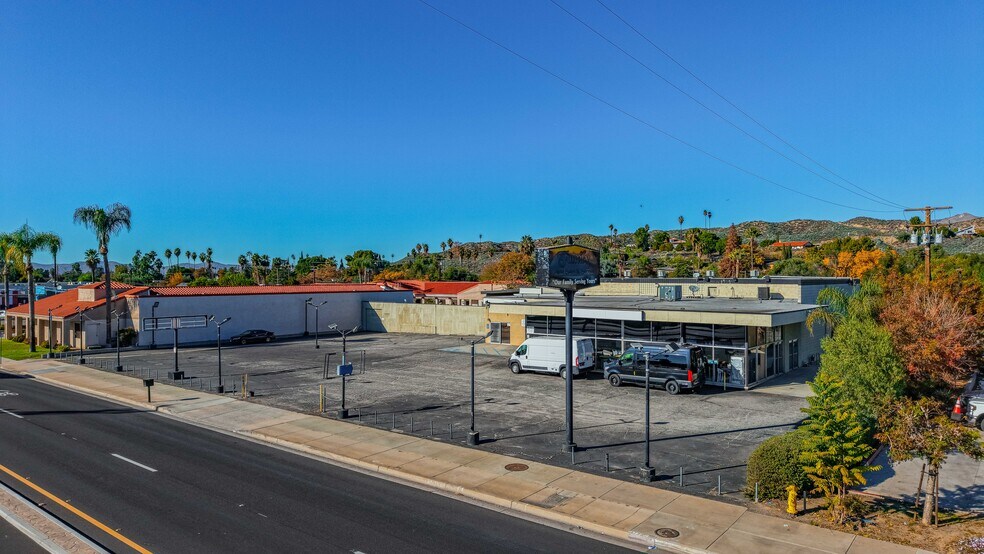 More Photos Of 3630 E Florida Ave, Hemet Auto Dealership For Sale