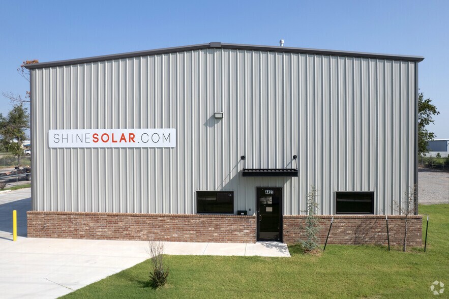 More Photos Of 4495 SW 119th St, Oklahoma City Warehouse For Sale