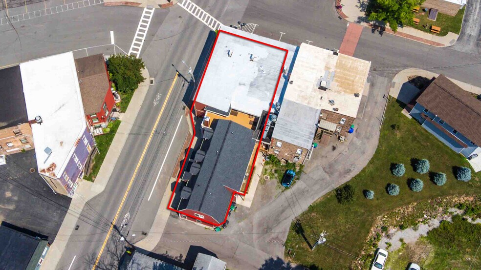 More Photos Of 1 Public Sq, Holley Apartments For Sale