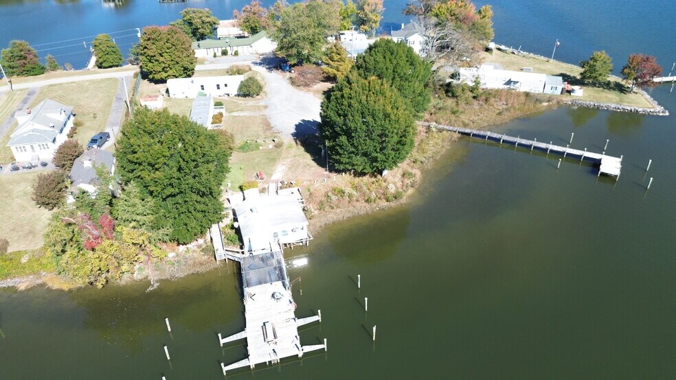 More Photos Of 38869 Morris Point Rd, Abell Restaurant For Sale