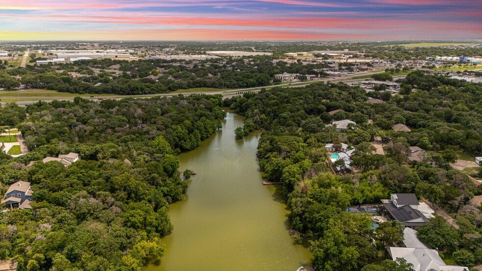 More Photos Of TBD Rainbow Dr, Woodway Land For Sale