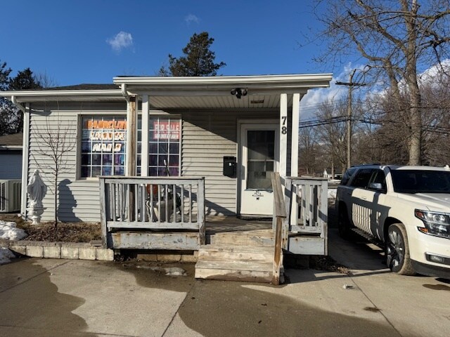 Primary Photo Of 78 W Walton Blvd, Pontiac Office For Sale