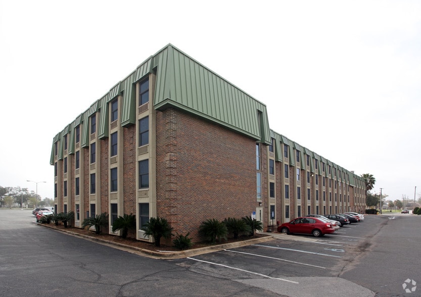 More Photos Of 224 E Garden St, Pensacola Apartments For Sale