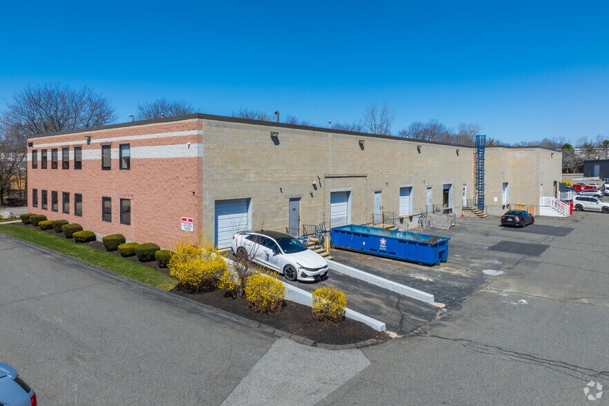 More Photos Of 1 Presidential Way, Woburn Light Distribution For Lease