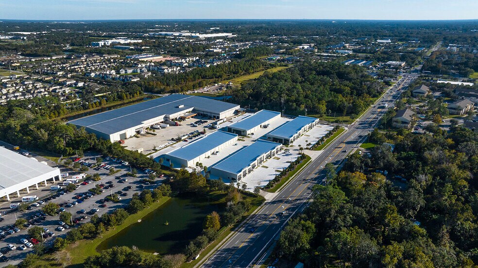 More Photos Of 375 Monroe Rd, Sanford Unknown For Lease