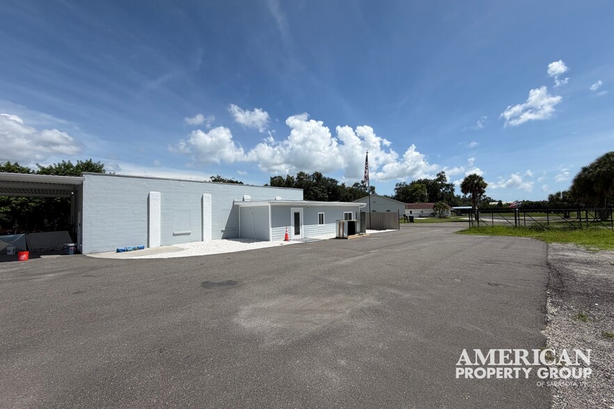 Primary Photo Of 4106 US Highway 41 N, Palmetto Warehouse For Sale