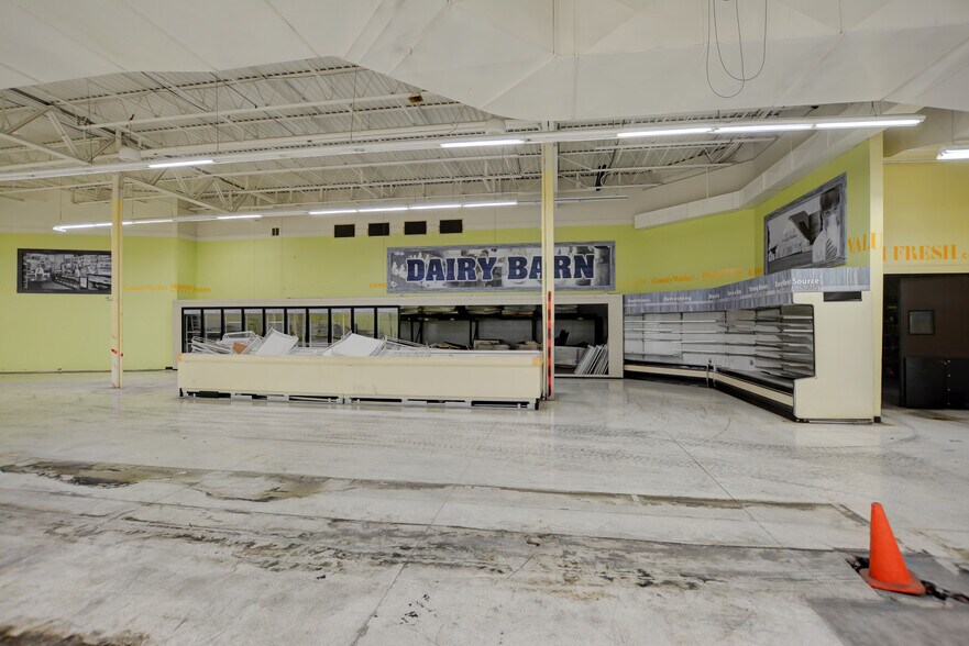 More Photos Of 1450 E Pershing Rd, Decatur Warehouse For Sale