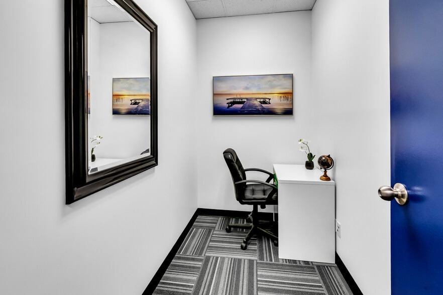 More Photos Of 120 Eglinton Ave E, Toronto Medical For Lease