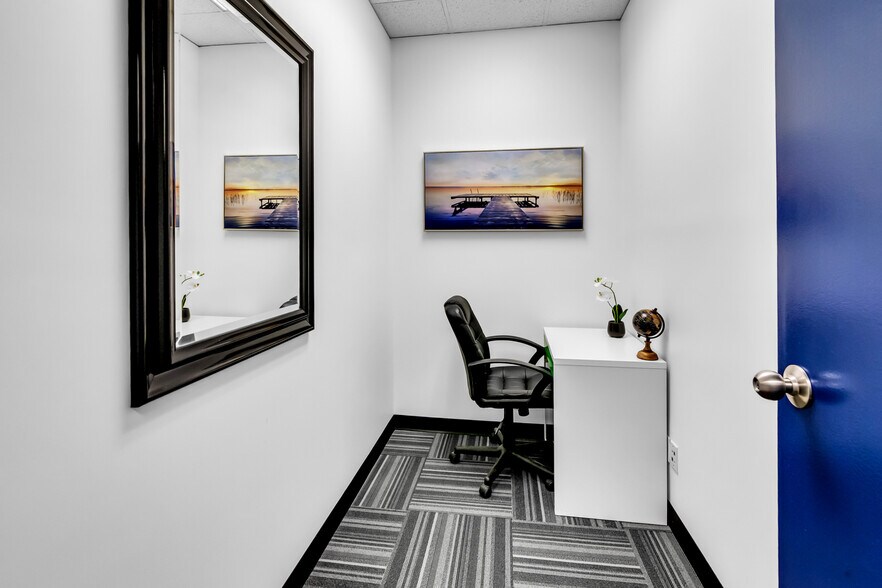 More Photos Of 120 Eglinton Ave E, Toronto Medical For Lease