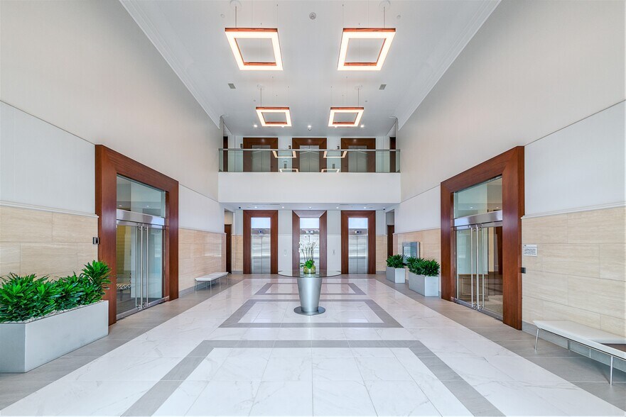 More Photos Of 3890 W Northwest Hwy, Dallas Office For Lease