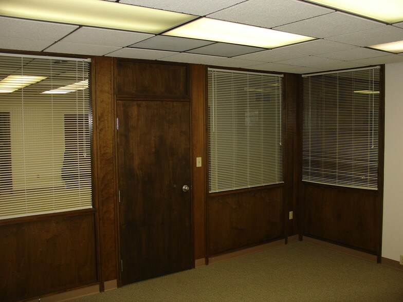 More Photos Of 833 N Park Rd, Wyomissing Medical For Lease