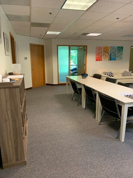 More Photos Of 10634 E Riverside Dr, Bothell Office For Lease