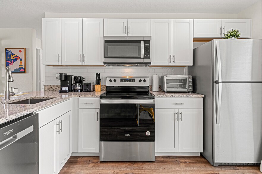 More Photos Of 5070 Orange Blvd, Port Orange Specialty For Sale