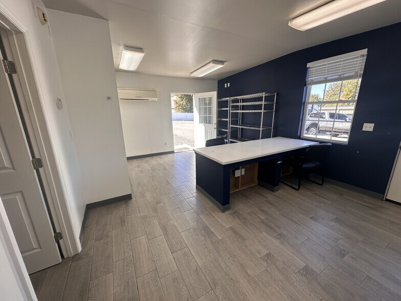 More Photos Of 7327 Hixson Pike, Hixson Self Storage For Lease