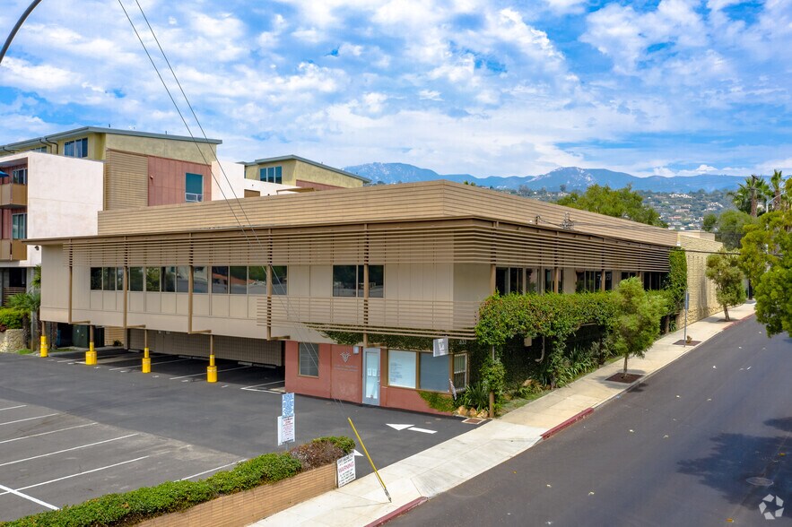 More Photos Of 433 E Canon Perdido St, Santa Barbara Office For Lease