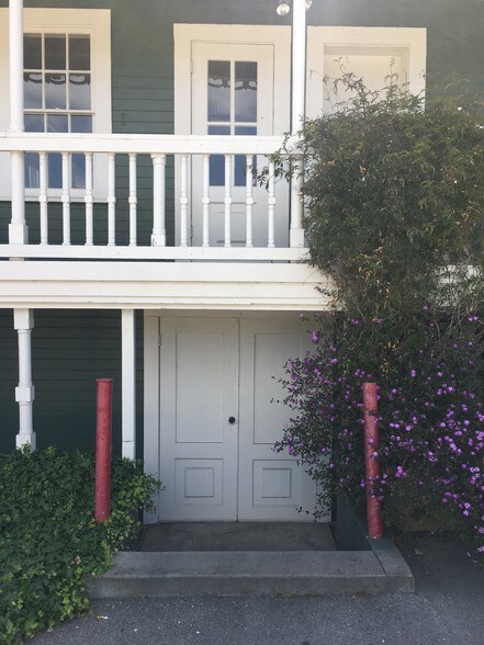 More Photos Of 72 Main St, Belvedere Tiburon Storefront Retail Office For Lease