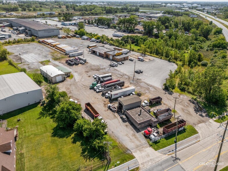 More Photos Of 3333 Sheffield Ave, Hammond Truck Terminal For Lease