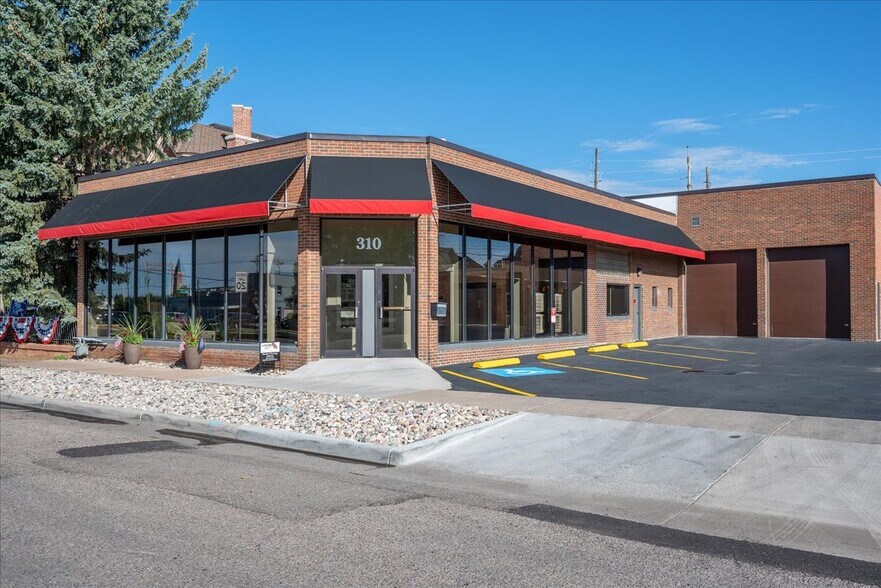 More Photos Of 310 E 17th St, Cheyenne Flex For Sale