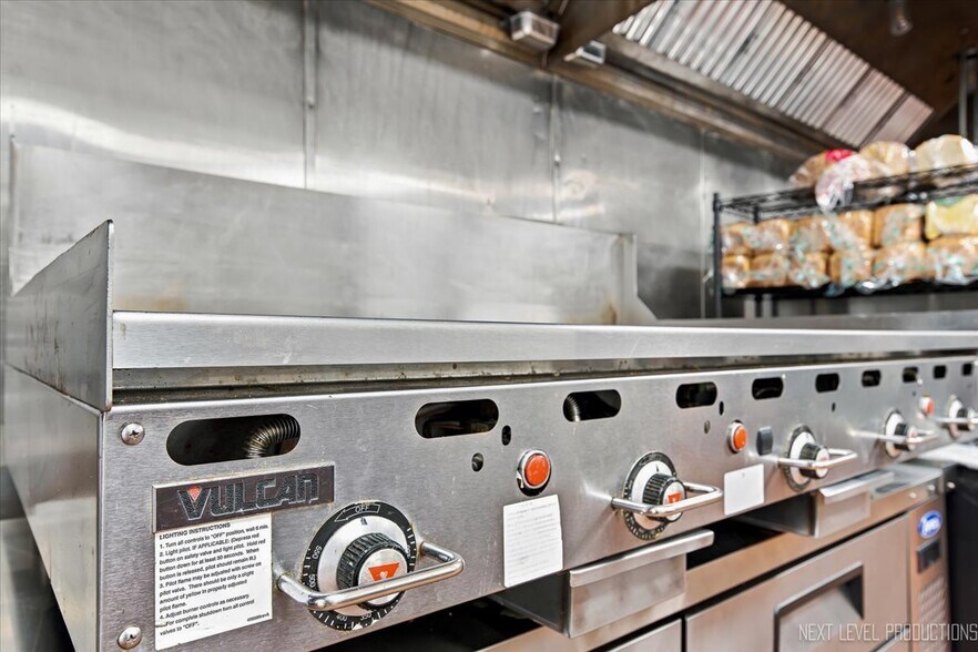 More Photos Of 227 W Wilson St, Batavia Restaurant For Sale