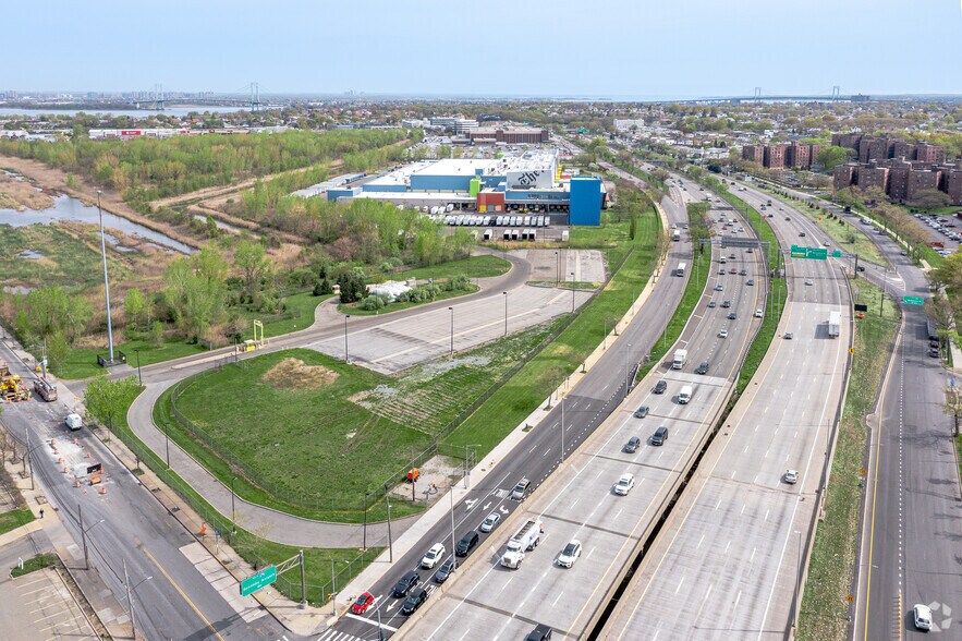 Primary Photo Of 25-70 Whitestone Expy, Whitestone Land For Lease