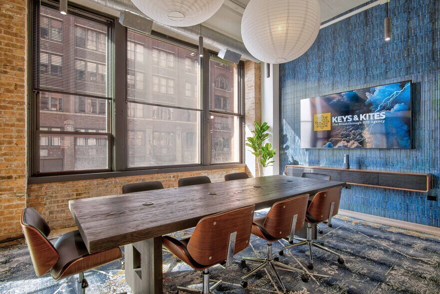 More Photos Of 727 S Dearborn St, Chicago Apartments For Sale