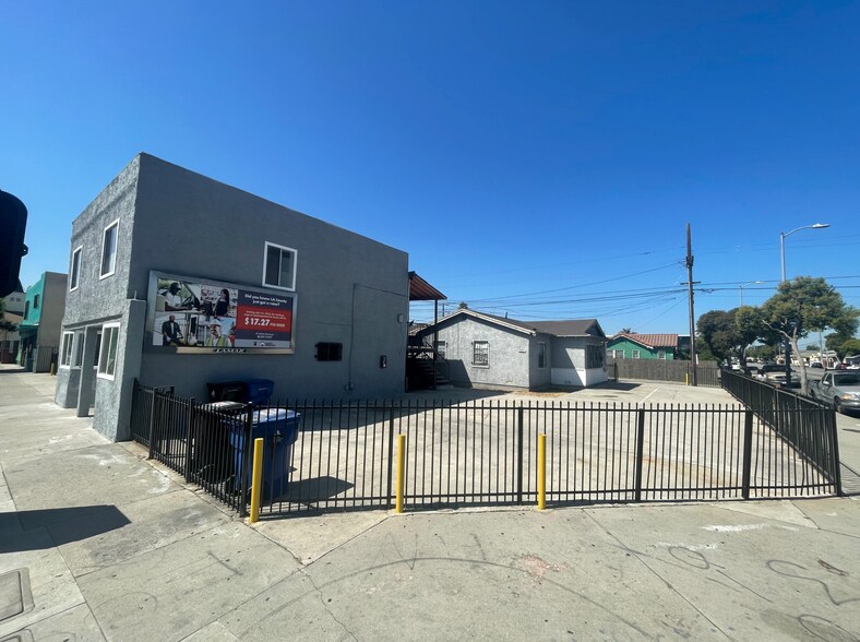 More Photos Of 10007 S San Pedro St, Los Angeles Apartments For Lease