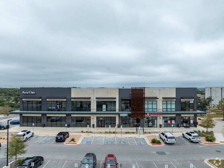 More Photos Of 165 Hargraves Dr, Austin Storefront Retail Office For Lease