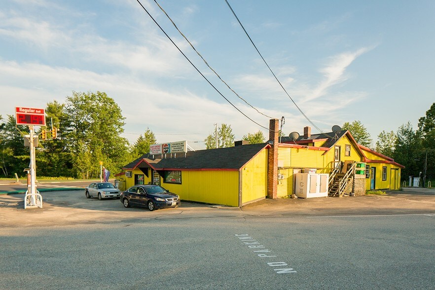 More Photos Of 2 Pigeon Hill Rd, Mechanic Falls Convenience Store For Sale