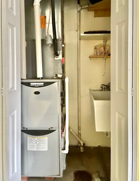 More Photos Of , McKees Rocks Unknown For Sale