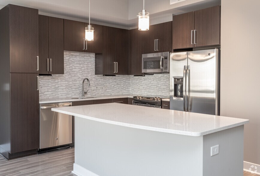 More Photos Of 4800 Auburn Ave, Bethesda Apartments For Lease