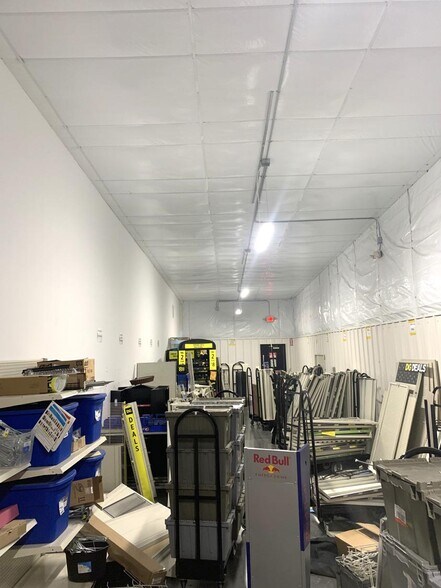 More Photos Of 308 Lignite Ave, Hensler Freestanding For Lease