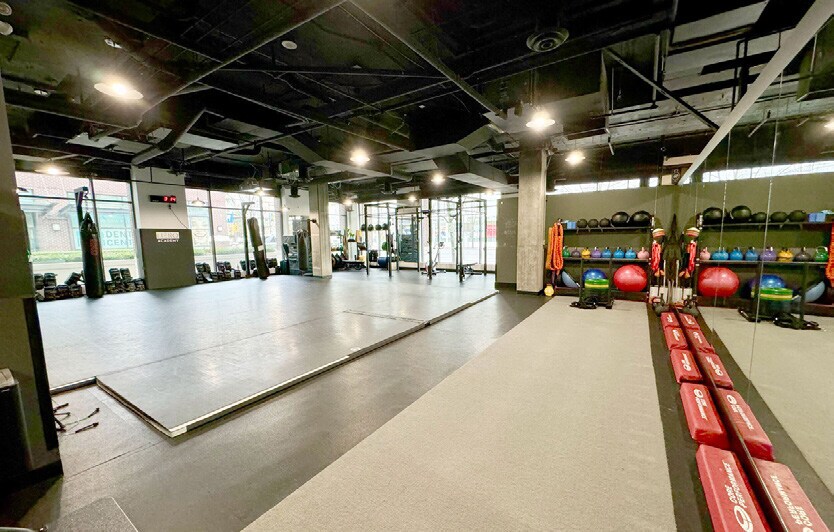More Photos Of 100 Esplanade Espl E, North Vancouver Office For Lease