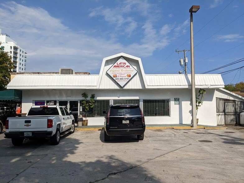 Primary Photo Of 1590 SW 22nd St, Miami Freestanding For Sale