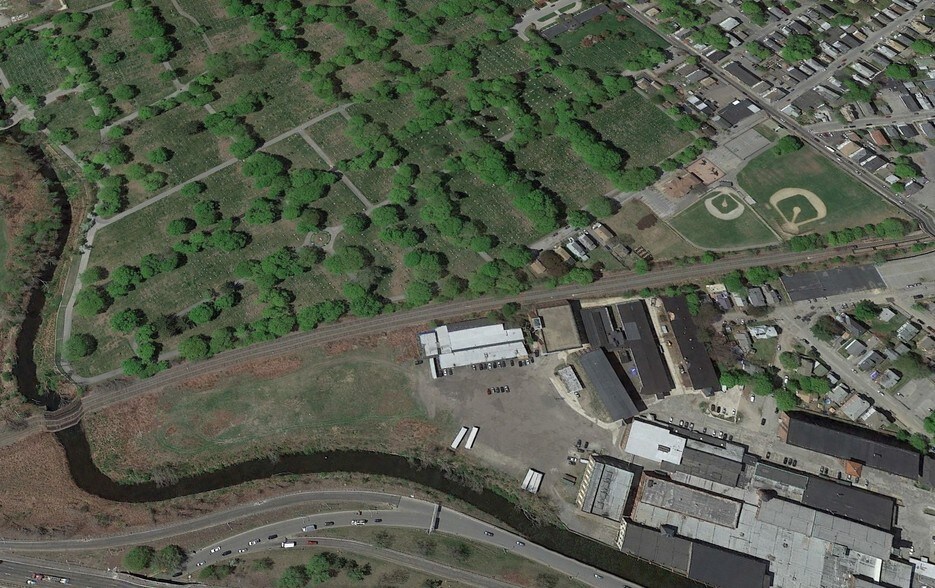 More Photos Of 1 Appian Way, Worcester Manufacturing For Sale