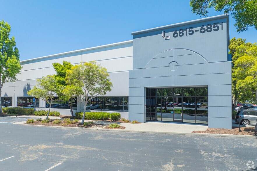 More Photos Of 6815 Mowry Ave, Newark Warehouse For Lease