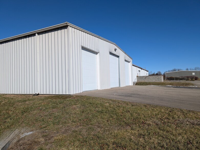 More Photos Of 4085 Pepperell Way, Dublin Distribution For Sale