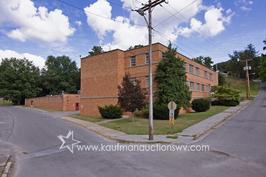 More Photos Of 100 Bluestone Rd, Mount Hope Research And Development For Sale