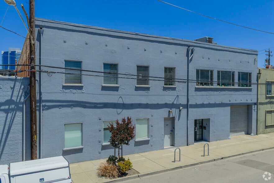 More Photos Of 620 3rd St, Oakland Light Distribution For Lease