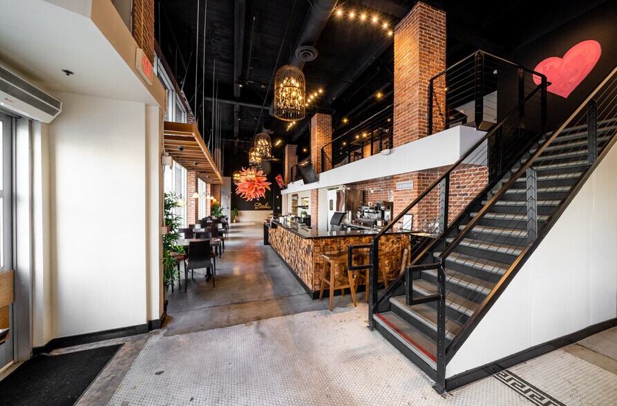 More Photos Of 108 W 2nd St, Los Angeles Apartments For Lease