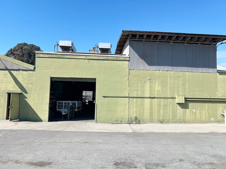 More Photos Of 1200 Chesley Ave, Richmond Warehouse For Sale
