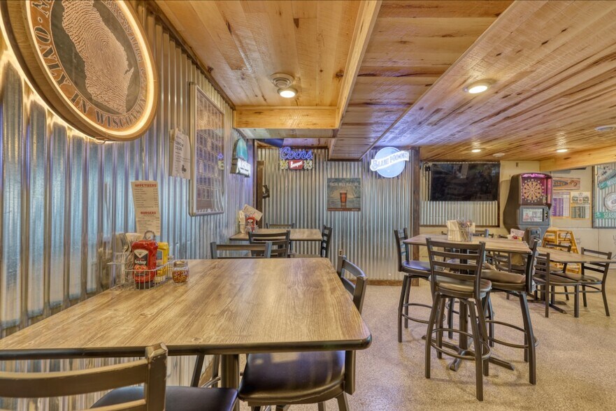 More Photos Of 7440 N Pats Landing Rd, Hayward Restaurant For Sale