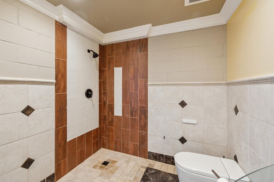 More Photos Of 5560 Boscell Common, Fremont Warehouse For Sale