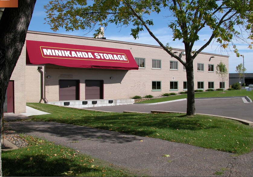 More Photos Of 125-175 Jackson Ave N, Hopkins Light Distribution For Lease