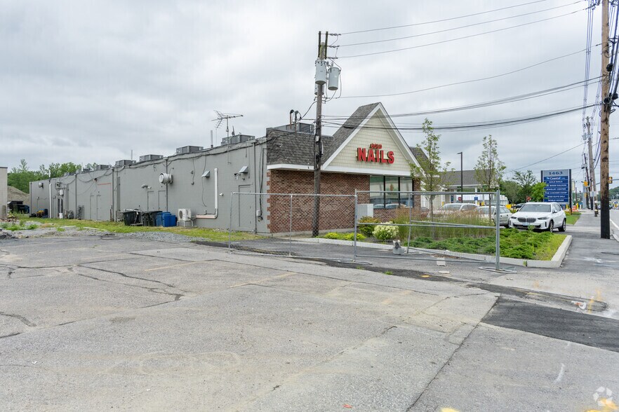 More Photos Of 1463 Atwood Ave, Johnston General Retail For Lease