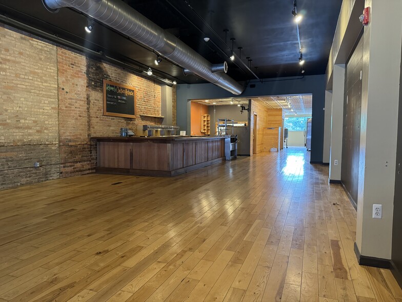 More Photos Of 115-117 S Main St, Chelsea Storefront Retail Office For Lease