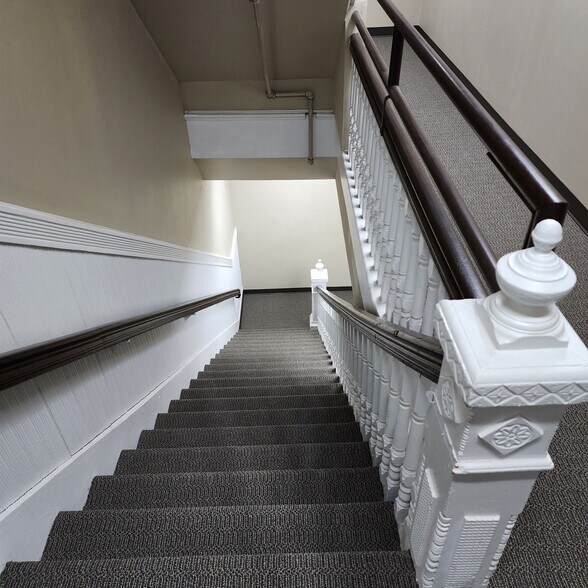 More Photos Of 238 Main St, Danbury Apartments For Sale